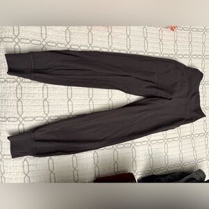 lululemon align jogger 25’ in graphite grey